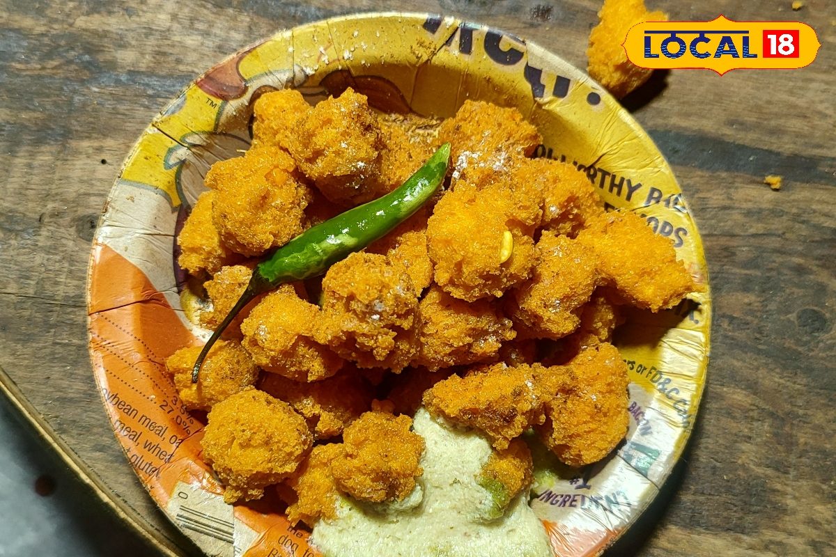 प्याज-आलू की पकौड़ी से हो गए हैं बोर तो ट्राय करें ये नया स्वाद, मूंग दाल से..