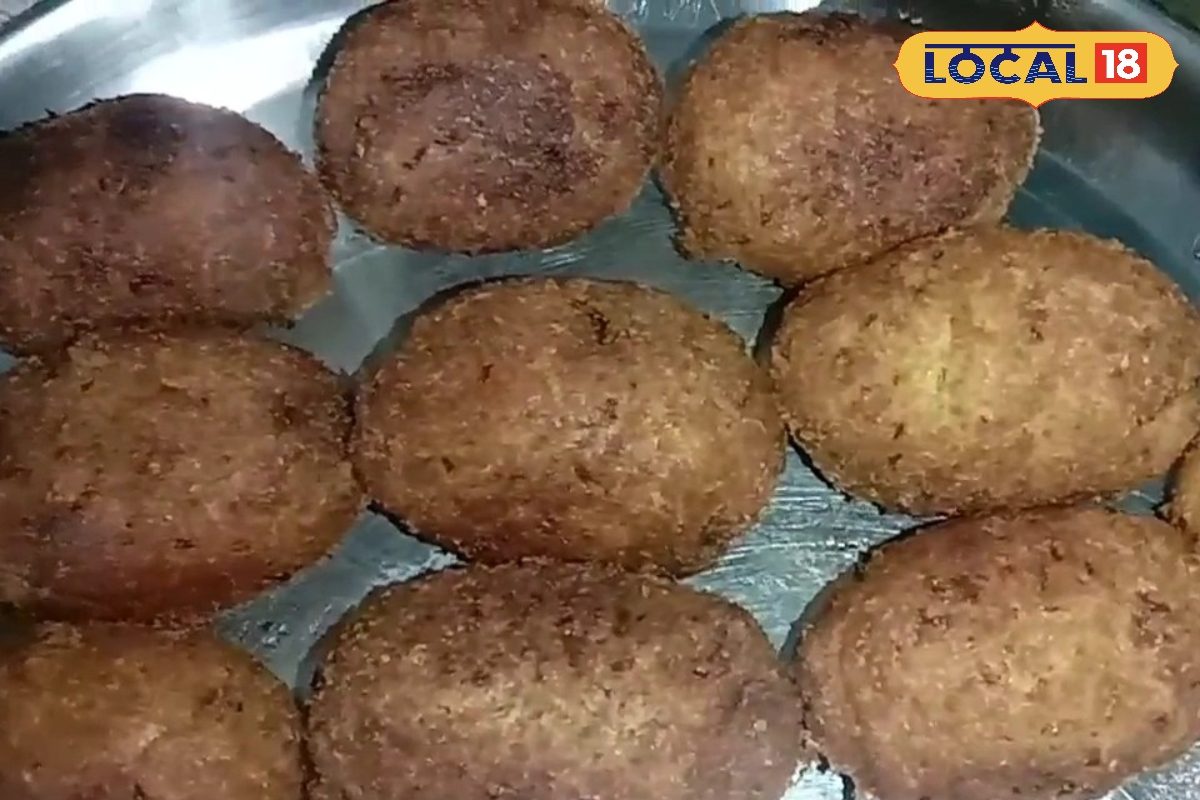 खाना है कुछ नमकीन और तीखा? तो घर पर ब्रेड से बनाएं खास डिश, भूल जाएंगे समोसे