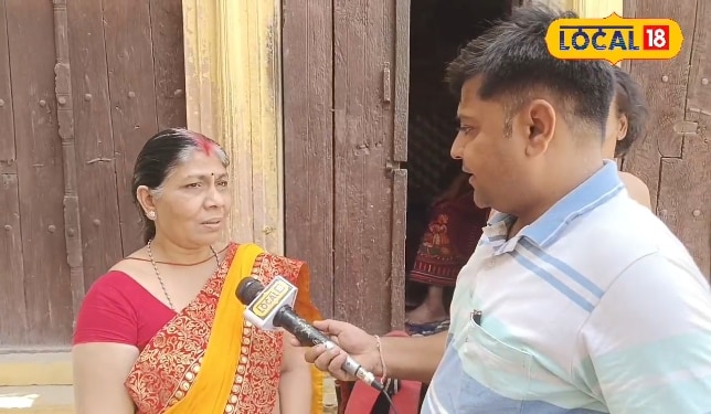 कॉरिडोर नहीं, भावनाओं की दीवार तोड़ रही है ये योजना! बांके बिहारी भक्तों की आंखें नम बोलीं- कान्हा तो मेरे…