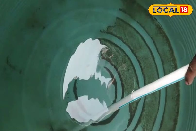 Water tank clean process , how to keep clean water tank , water tank cleaning tips, water tank se smell kaise dur kare, पानी की टंकी साफ करने का तरीका, पानी की टंकी से बदबू कैसे दूर करें, बारिश में वॉटर टैंक से बदबू आने पर क्या करें, बरसात में पानी की टंकी से आ रही बदबू कैसे रोकें, पानी की टंकी को कैसे साफ रखें , वॉटर टैंक को साफ रखने के टिप्स , वॉटर टैंक टिप्स
