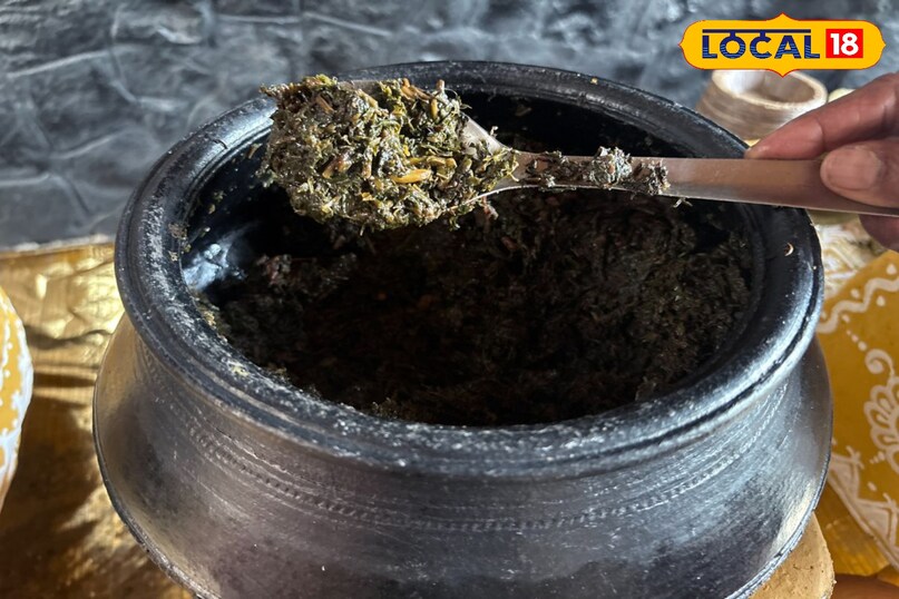 Tribal, Tribals, Tribal Museum, Tribal Museum Bhopal, Paan ki Roti, Mahua Laddu, Daal Paaniya, Traditional Food,