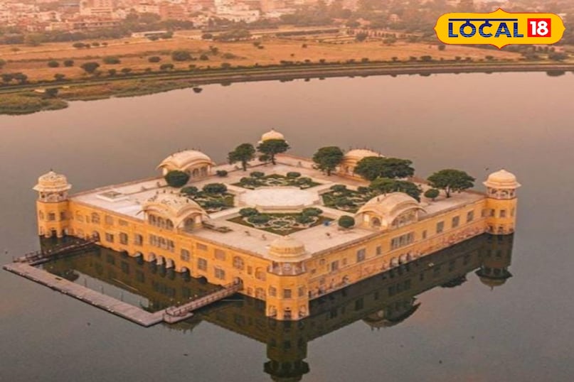 Jaipur Tourist Palace