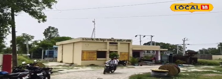 Ground Report : दिन काट लेते हैं, लेकिन रात नहीं कटती…अमेठी में फूटा गुस्सा, जले पर छिड़क जा रहा नमक