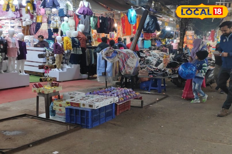 Bhopals Cheapest Market, Cheapest Market, Clothes, Food, Cheaper, Cheaper Market, Bhopals Cheapest Market, Cheapest Market, Clothes, Food, Cheaper, Cheaper Market,