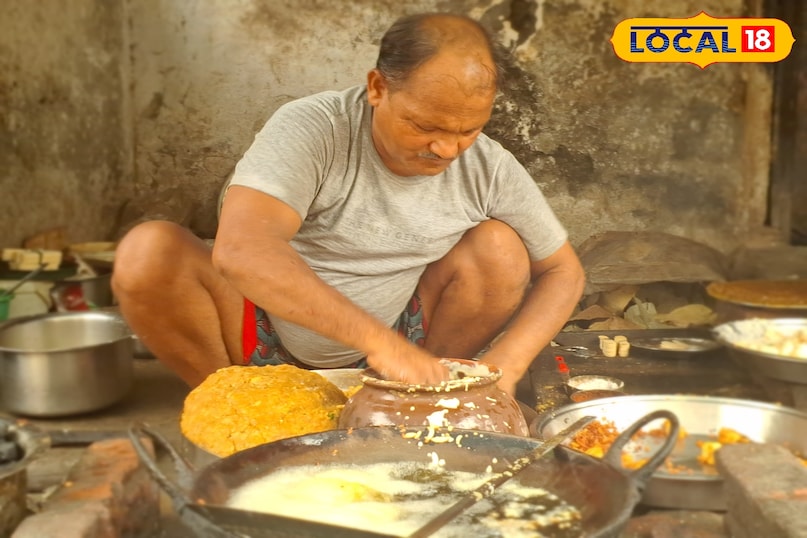 न मसाले, न महंगे दाम…80 साल पुरानी दुकान, 10 रुपए में फेमस पकौड़ी, जानें जगह