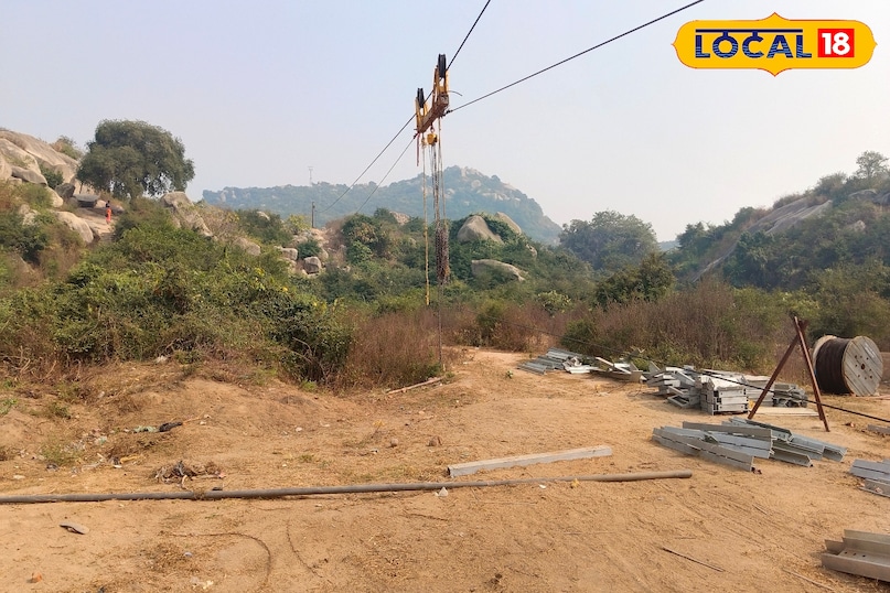 Barabar Ki Pahadi, Barabar Pahad, Vanavar Ki Pahadi, Jehanabad News, Barabar Rope Way, Barabar Rope Under Construction Update