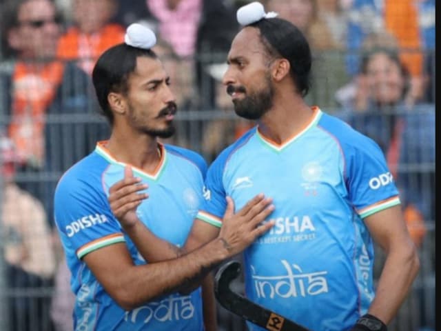 One player from Olympic champion team on Indian team heavy, Team India lost