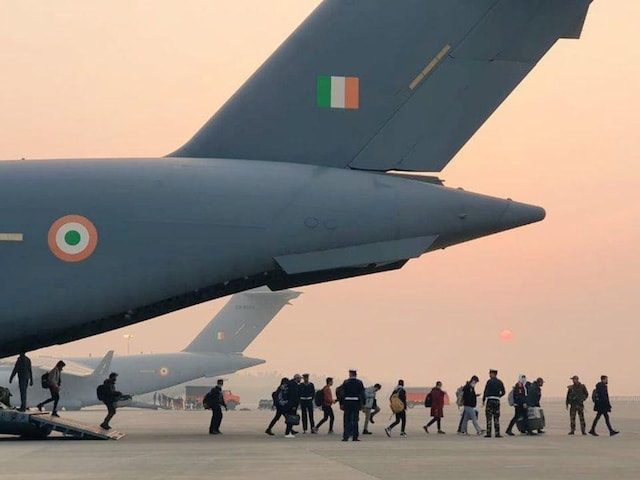 ईरान से भारतीयों को निकालने का IAF प्लान रेडी, बस इंतेजार है हरी झंडी की ईरान से भारतीयों को निकालने का IAF प्लान रेडी, बस इंतेजार है हरी झंडी की