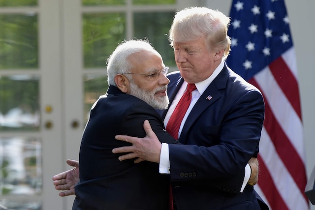 कनाडा में था, ट्रंप का फोन आया… PM मोदी ने सुनाई उस दिन की पूरी कहानी कनाडा में था, ट्रंप का फोन आया… PM मोदी ने सुनाई उस दिन की पूरी कहानी