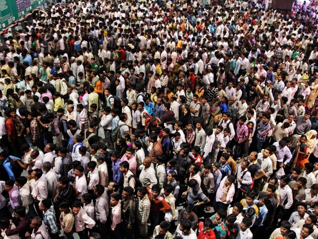 कामकाजी लोग तो हैं, मगर अगली पीढ़ी के लिए खतरा… भारत में गिरती जन्म दर का संकट