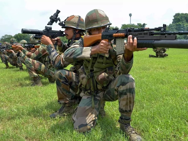 टेरिटोरियल आर्मी में नौकरी पाने का मौका, बिना लिखित परीक्षा होगा चयन टेरिटोरियल आर्मी में नौकरी पाने का मौका, बिना लिखित परीक्षा होगा चयन