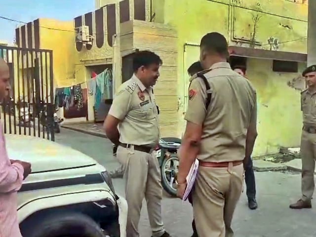 लिव इन पार्टनर ने की महिला की हत्या, पति को छोड़कर आरोपी के साथ रहती थी पूजा लिव इन पार्टनर ने की महिला की हत्या, पति को छोड़कर आरोपी के साथ रहती थी पूजा