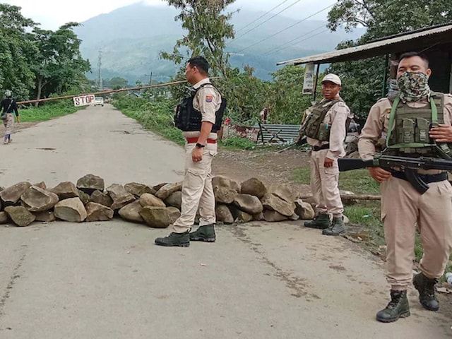 मणिपुर में फिर हिंसा, इंटरनेट सस्पेंड, जगह-जगह कर्फ्यू, जानिए अब क्यों बवाल?