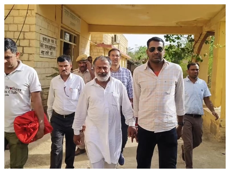 Pakistani Spy Shakoor Khan News, congress Saleh Mohammad, Pakistan spy ISI connection, Pak Spy Shakoor Khan interrogation, Saleh Mohammad pakistan links, intelligence bureau, Jaisalmer news, जैसलमेर समाचार, पाकिस्तानी जासूस शकूर खान, पूर्व मंत्री सालेह मोहम्मद जैसलमेर, सालेह मोहम्मद Pakistani Spy Shakoor Khan News, congress Saleh Mohammad, Pakistan spy ISI connection, Pak Spy Shakoor Khan interrogation, Saleh Mohammad pakistan links, intelligence bureau, Jaisalmer news, जैसलमेर समाचार, पाकिस्तानी जासूस शकूर खान, पूर्व मंत्री सालेह मोहम्मद जैसलमेर, सालेह मोहम्मद