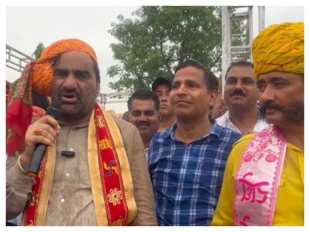 हम आरक्षण के लिए लड़ाई के दौरान लड़ेंगे ... जट हनकर रैली में बेनीवाल ने गर्जना की