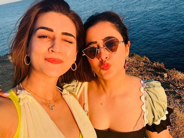Looted… Kriti Sanon's sister exploded people's anger Looted… Kriti Sanon's sister exploded people's anger