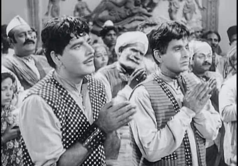 According to the report of Box Office India, this blockbuster of Dilip Kumar had collected a gross collection of a total of Rs 5 crore 40 lakh. This year, the highest collection (8 crore rupees) was done by 'Mother India'. (Photo courtesy: IMDB)