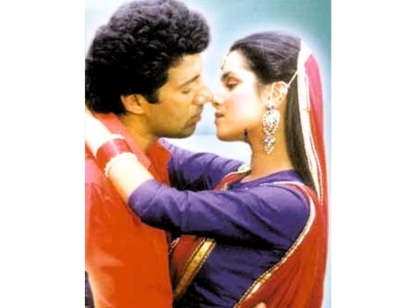 Neelam Kothari, Govinda, bobby deol, Dharmendra, Neelam Kothari affairs, Neelam Kothari husband, neelam actress, neelam kothari movies, Neelam Kothari marriage, Google News, Trending news