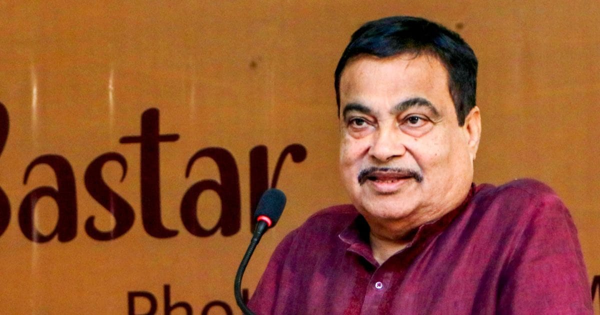 Nitin Gadkari News: ‘सरकार के खिलाफ कोर्ट जाने वालों की जरूरत…’ नितिन गडकरी ने भरी सभा में क्यों कह ऐसी बात? सभी रह गए हैरान