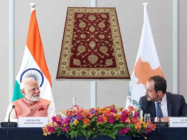 PM gave Kashmiri gift to the President of Cyprus, Sharif will scorch with heat heat