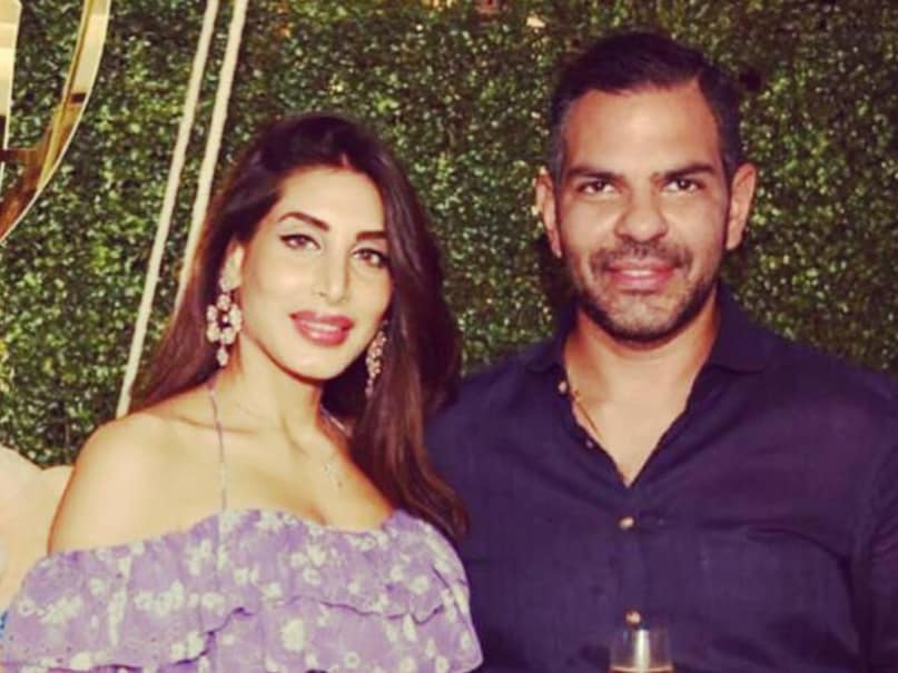 Priya Sachdev kapur-Sunjay Kapur, Sunjay Kapur third wife Priya Sachdev, Priya Sachdev divorce Vikram Chatwal, Karisma Kapoor, Priya Sachdev- sunjay kapur relationship, प्रिया सचदेव-संजय कपूर, संजय कपूर की तीसरी पत्नी प्रिया सचदेव, प्रिया सचदेव का विक्रम चटवाल से तलाक , करिश्मा कपूर, प्रिया सचदेव-संजय कपूर का रिश्ता Priya Sachdev kapur-Sunjay Kapur, Sunjay Kapur third wife Priya Sachdev, Priya Sachdev divorce Vikram Chatwal, Karisma Kapoor, Priya Sachdev- sunjay kapur relationship, प्रिया सचदेव-संजय कपूर, संजय कपूर की तीसरी पत्नी प्रिया सचदेव, प्रिया सचदेव का विक्रम चटवाल से तलाक , करिश्मा कपूर, प्रिया सचदेव-संजय कपूर का रिश्ता