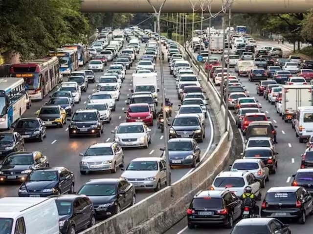 दलित प्रेरणा स्थल के पास सड़क का होगा चौड़ीकरण, जाम से मिलेगा निजात
