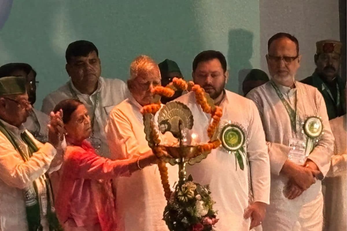 लालू-राबड़ी और तेजस्वी पर चलेगा एक और केस क्या चुनाव से पहले जाएंगे जेल