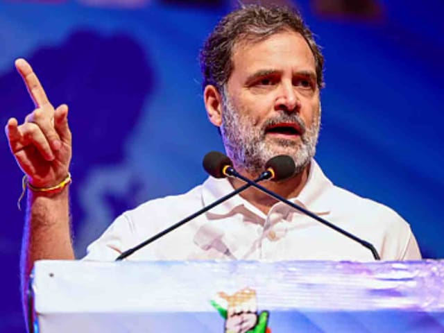 News18 Poll में दिखा ऑपरेशन सिंदूर को लेकर कांग्रेस की टिप्पणी पर जनता का मूड News18 Poll में दिखा ऑपरेशन सिंदूर को लेकर कांग्रेस की टिप्पणी पर जनता का मूड