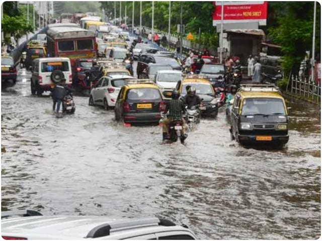 गुजरात-मध्य प्रदेश में रेड अलर्ट, दिल्ली में झमाझम बरखा गुजरात-मध्य प्रदेश में रेड अलर्ट, दिल्ली में झमाझम बरखा