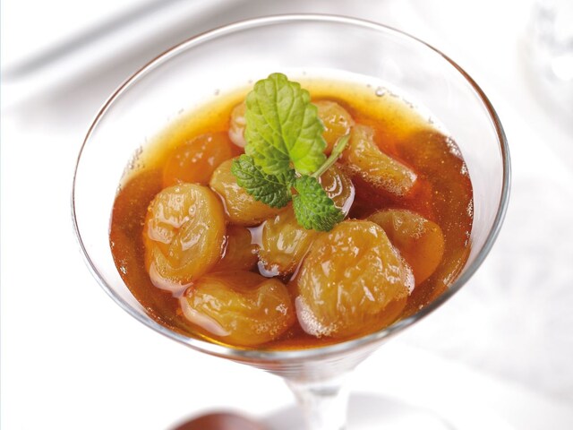 ऐसे लोगों के लिए अमृत समान है किशमिश का पानी, 5 बीमारियों का हो जाएगा सफाया !