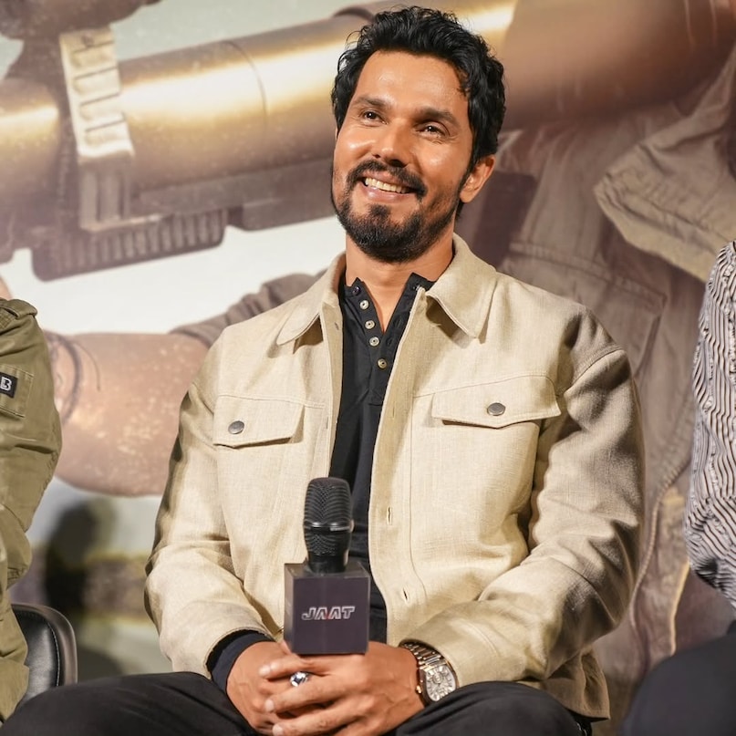 Randeep Hooda, Lin Laishram, Randeep Hooda Wife, Randeep Hooda Wedding Story, Traditional Meitei Wedding, Jaat Actor Randeep Hooda, Manipur Wedding, Randeep Hooda, Randeep Hooda's wedding