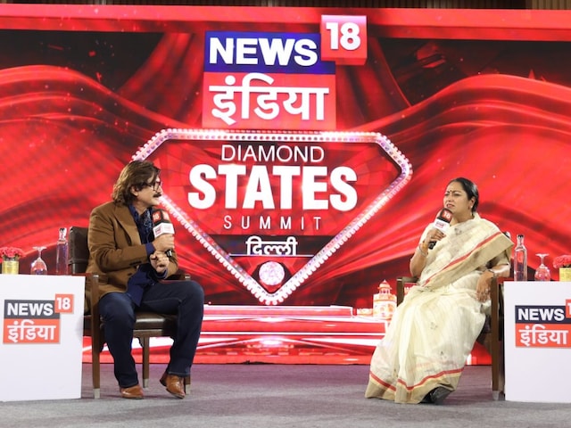 'गंगा की तरह यमुना से भी आचमन...' सीएम रेखा ने बताया विजन, केजरीवाल को घेरा 'गंगा की तरह यमुना से भी आचमन...' सीएम रेखा ने बताया विजन, केजरीवाल को घेरा