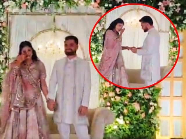 3 साल तक मैंने ...रिंकू सिंह के सगाई की अंगूठी पहनते ही क्यों रो पड़ी प्रिया 3 साल तक मैंने ...रिंकू सिंह के सगाई की अंगूठी पहनते ही क्यों रो पड़ी प्रिया