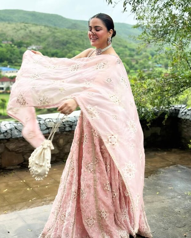 shraddha arya shraddha arya