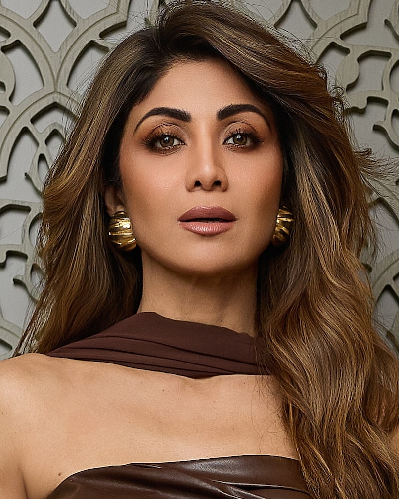 shilpa shetty, shilpa shetty 50th Birthday, shilpa shetty Birthday, shilpa shetty owns private jet sea facing bungalow, shilpa shetty net worth rs 134 crore , shilpa shetty-raj kundra Love story, शिल्पा शेट्टी, शिल्पा शेट्टी का 50वां जन्मदिन, शिल्पा शेट्टी का जन्मदिन, शिल्पा शेट्टी के पास निजी जेट सी फेसिंग बंगला है, शिल्पा शेट्टी की कुल संपत्ति 134 करोड़ रुपये है, शिल्पा शेट्टी-राज कुंद्रा की प्रेम कहानी shilpa shetty, shilpa shetty 50th Birthday, shilpa shetty Birthday, shilpa shetty owns private jet sea facing bungalow, shilpa shetty net worth rs 134 crore , shilpa shetty-raj kundra Love story, शिल्पा शेट्टी, शिल्पा शेट्टी का 50वां जन्मदिन, शिल्पा शेट्टी का जन्मदिन, शिल्पा शेट्टी के पास निजी जेट सी फेसिंग बंगला है, शिल्पा शेट्टी की कुल संपत्ति 134 करोड़ रुपये है, शिल्पा शेट्टी-राज कुंद्रा की प्रेम कहानी