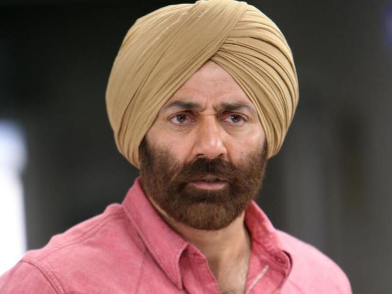 Sunny Deol, Sunny Deol News, Sunny Deol Movies, Box Office Collections, Sunny Deol on Fake Box Office Collections, Sunny Deol Age, Sunny Deol Father, Sunny Deol Father, Sunny Deol Border 2, Sunny Deol Jaat, Sani Deol, Sani Deol, Deol's film