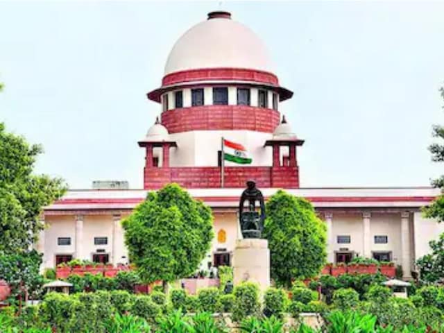 नोएडा में 10 बाद होगा 4 सेक्टर का मिलन! सुप्रीम कोर्ट के आदेश से रास्ता साफ नोएडा में 10 बाद होगा 4 सेक्टर का मिलन! सुप्रीम कोर्ट के आदेश से रास्ता साफ