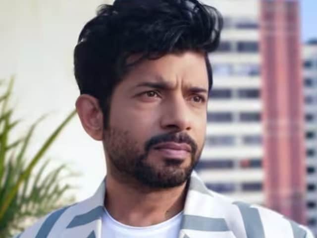 Ruckus in middle East, actor Vineet trapped at the airport, barely India reached