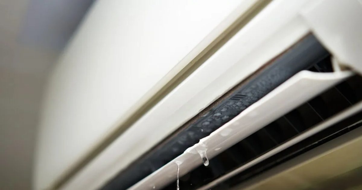 Tach – स्प्लिट AC के इनर यूनिट से क्यों टपकने लगता है पानी? ऐसा हो तो क्या करें?