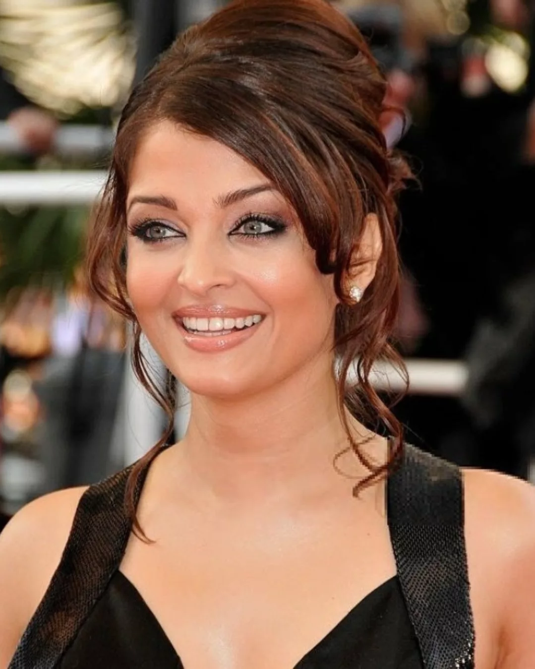 aishwarya rai, aishwarya rai secret affair, aishwarya rai manisha koirala, aishwarya rai manisha koirala fight, aishwarya rai affair controversy, aishwarya rai rajeev mulchandani, manisha koirala rajeev mulchandani, ऐश्वर्या राय के अफेयर, Google News, aishwarya rai, aishwarya rai secret affair, aishwarya rai manisha koirala, aishwarya rai manisha koirala fight, aishwarya rai affair controversy, aishwarya rai rajeev mulchandani, manisha koirala rajeev mulchandani, ऐश्वर्या राय के अफेयर, Google News,