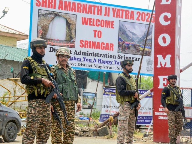  पहली बार 3 लेयर सिक्योरिटी, हर मोड़ पर सेना-पुलिस तैनात
