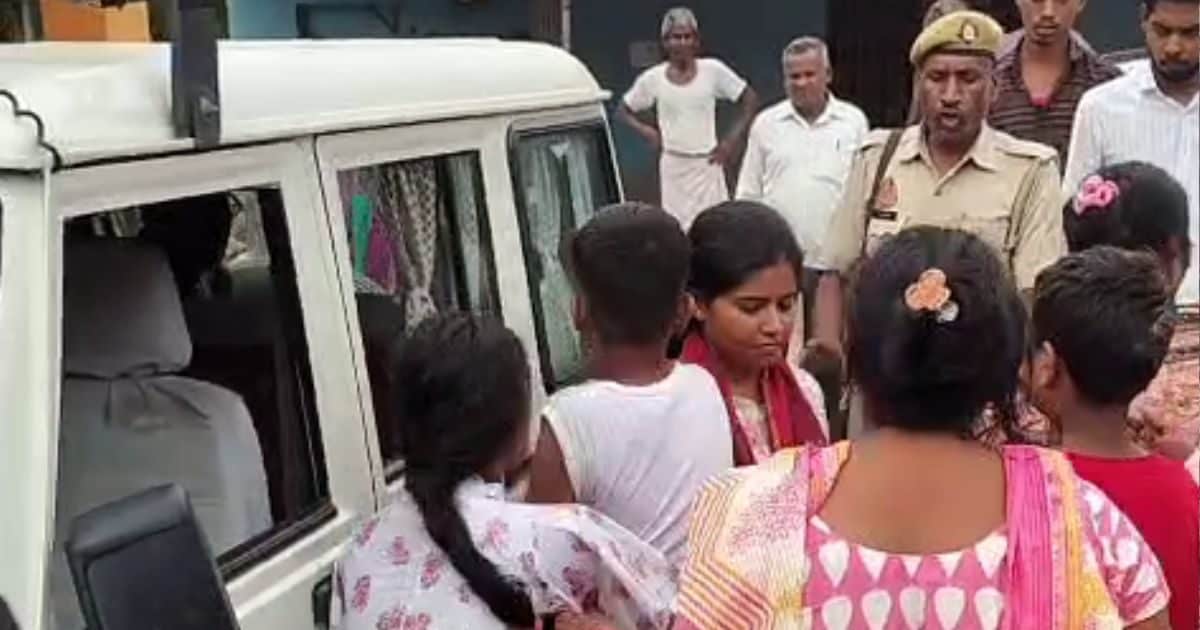 अमेठी में अवैध कब्जा हटाने गई एसडीएम टीम पर हमला, पांच हिरासत में.