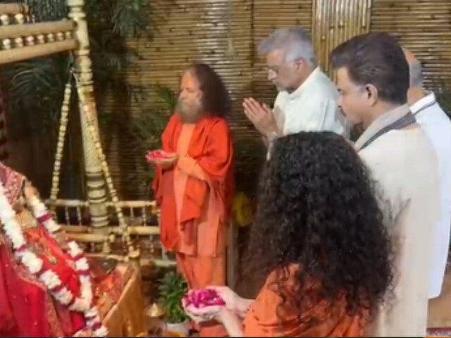 Boney Kapoor and Anil Kapoor worshiped for the peace of mother Nirmal's soul