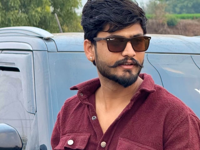 Who is Ashwin Yadav? Social media star made from delivery boy Who is Ashwin Yadav? Social media star made from delivery boy
