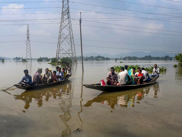 तबाही के बाद अब राहत के आसार, क्‍या अपने घरों को लौट पांएगे हजारों लोग