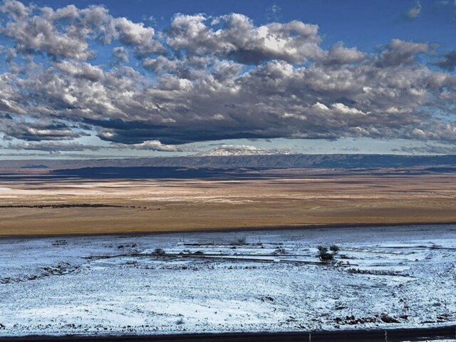 Miracle of snow at 9500 feet! Drought attacama becomes icy paradise, watch video
