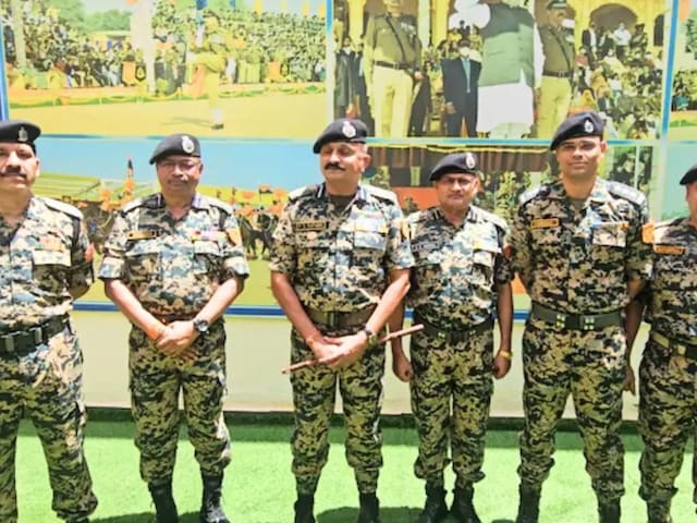 बीएसएफ युवा लोग सीमा पर पसीने से तर हो गए थे, अब एसी वर्दी! बीएसएफ युवा लोग सीमा पर पसीने से तर हो गए थे, अब एसी वर्दी!