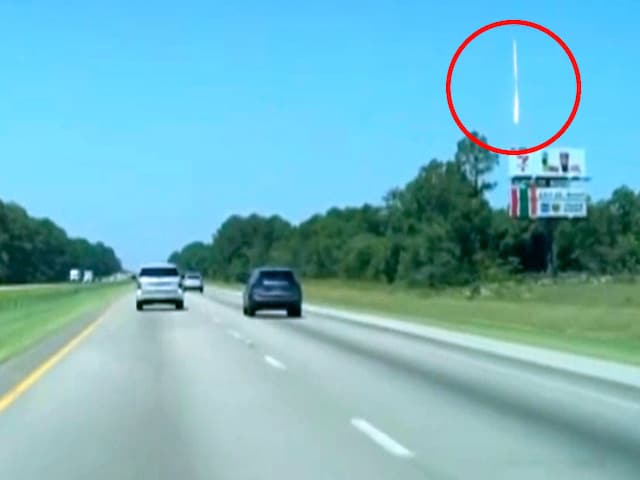 It felt as if a nuclear attack occurred ... A sudden fire ball was seen in the sky of America It felt as if a nuclear attack occurred ... A sudden fire ball was seen in the sky of America