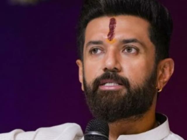 'शहंशाह' बनने के चक्कर में कहीं 'फकीर' न बन जाएं चिराग... क्यों फंसे तो गए? 'शहंशाह' बनने के चक्कर में कहीं 'फकीर' न बन जाएं चिराग... क्यों फंसे तो गए?