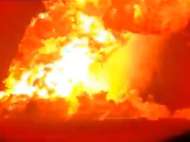 Elane Musk's company Space X's stars in a horrific explosion, badly cracked super rocket Elane Musk's company Space X's stars in a horrific explosion, badly cracked super rocket